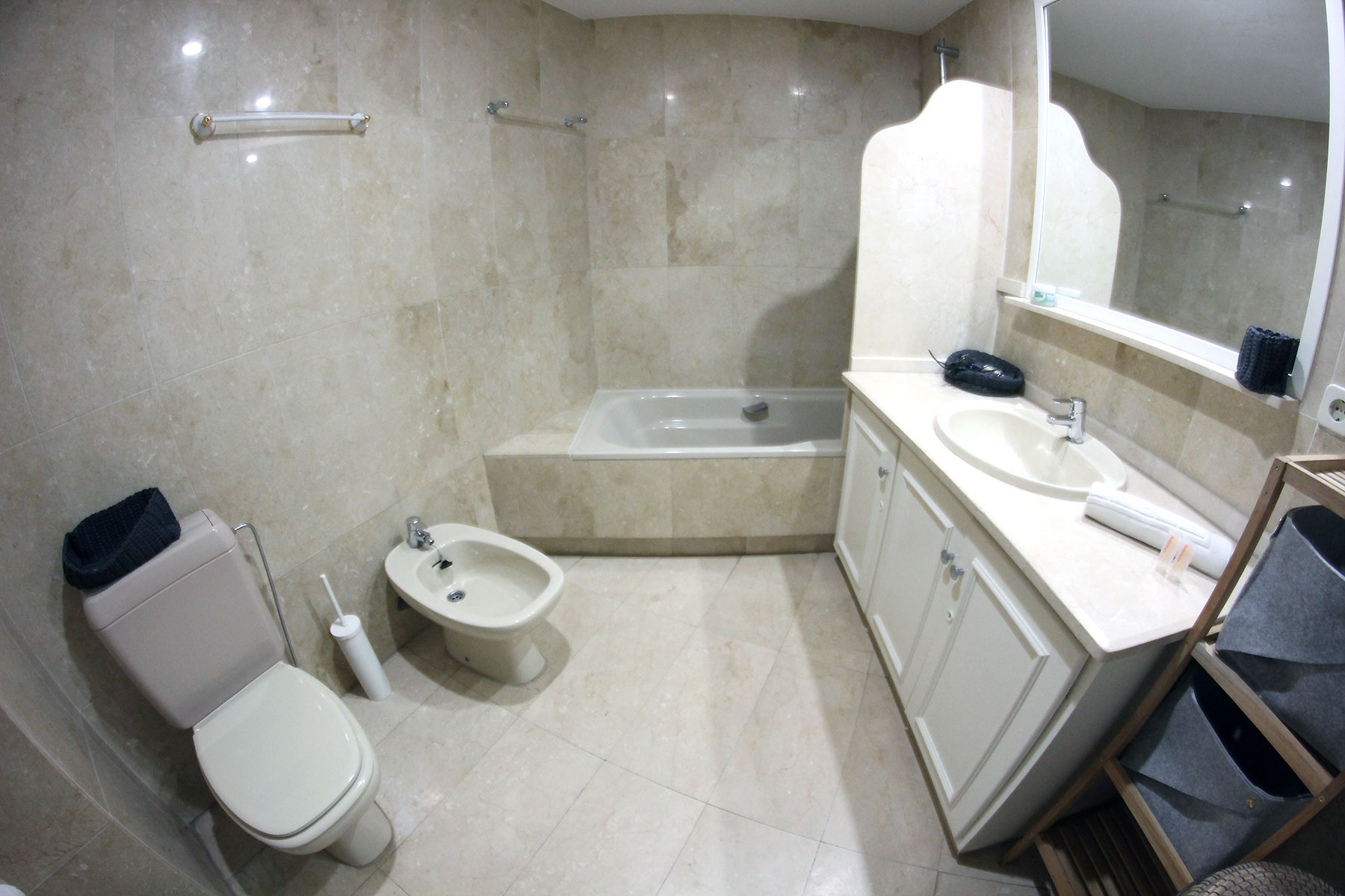 Alquiler apartamentos Estepona Cuarto de baño
