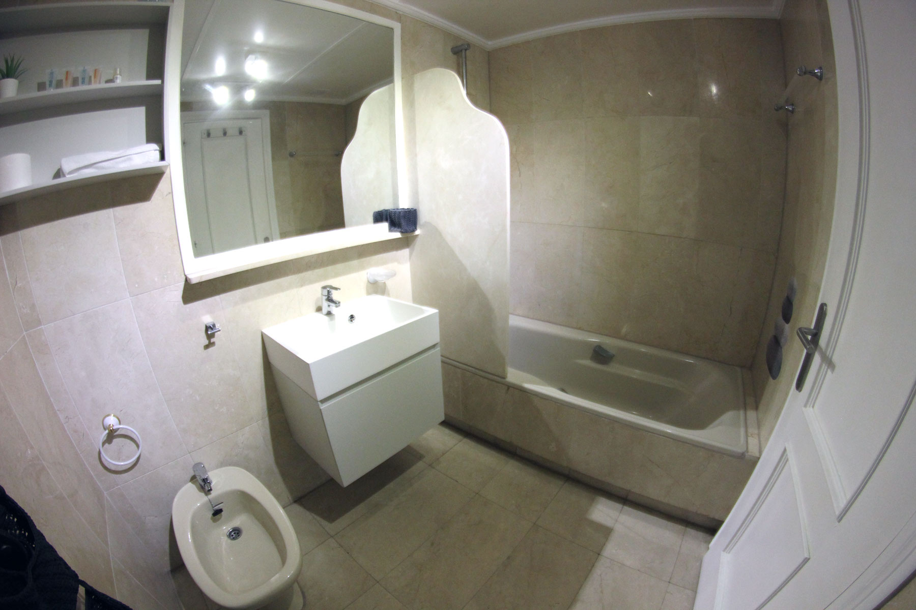 Alquiler apartamentos Estepona Cuarto de baño