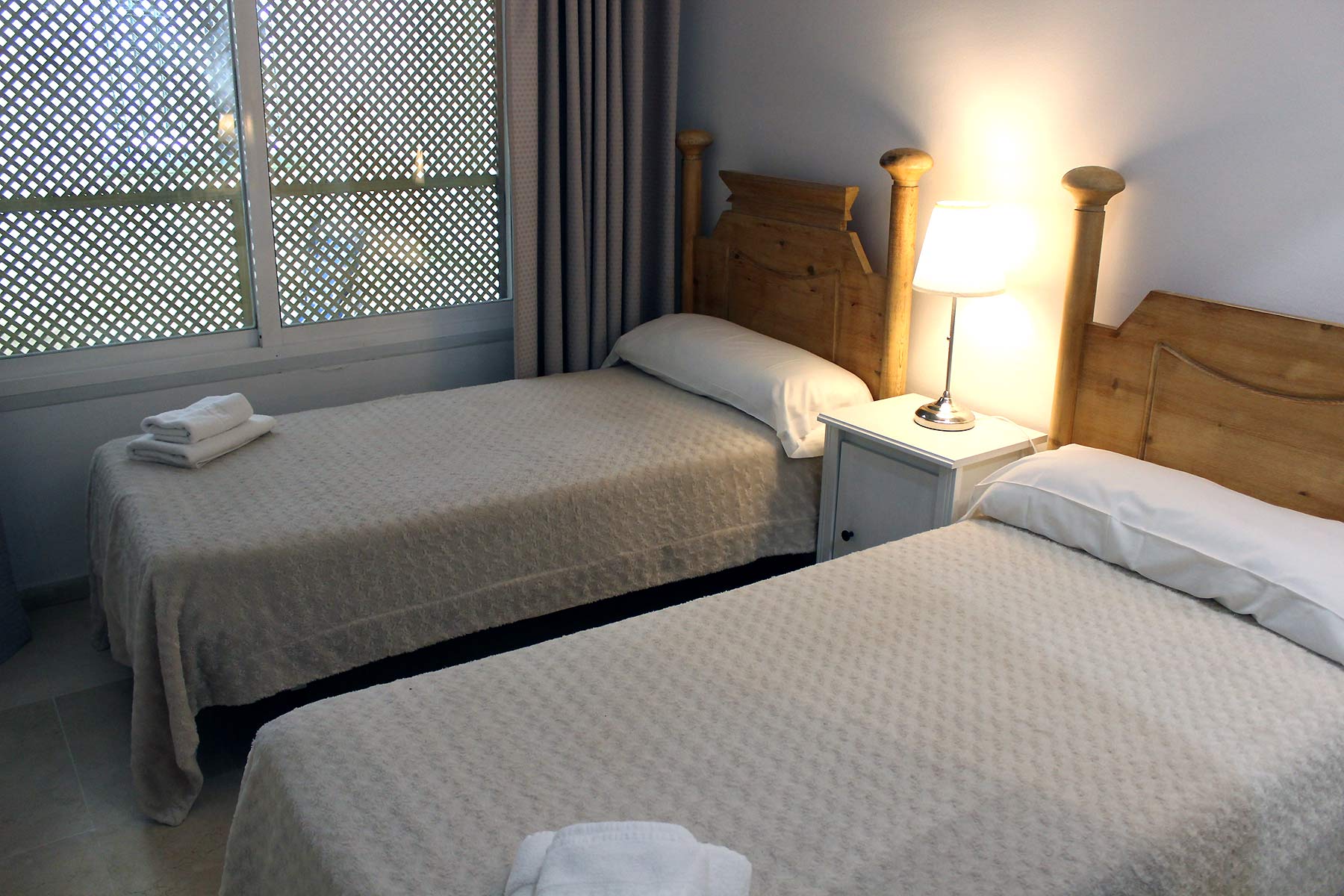 Alquiler apartamentos Estepona Dormitorio