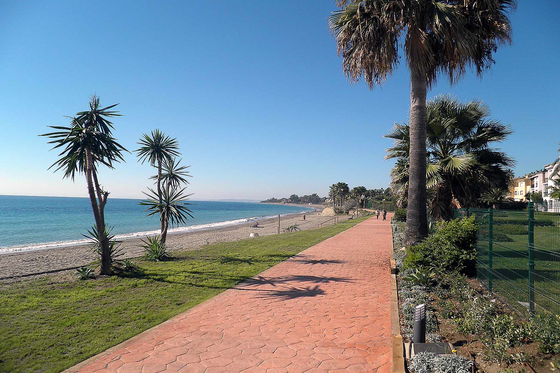 Alquiler apartamentos Estepona Hacienda Beach el camino del littoral