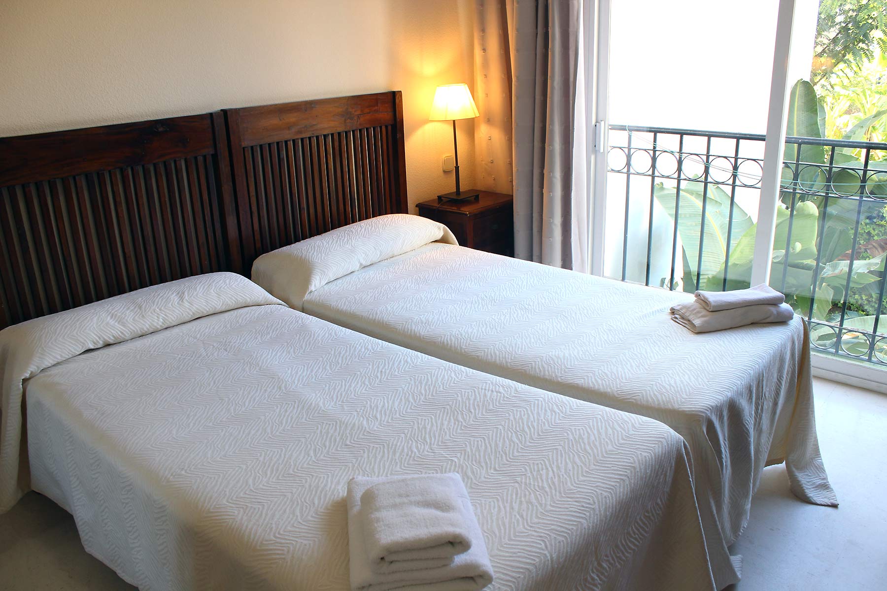 Alquiler apartamentos Estepona Dormitorio 2 camas simples