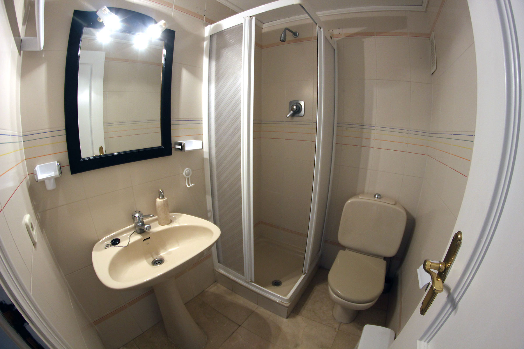 Alquiler apartamentos Estepona Pisina comunitaria