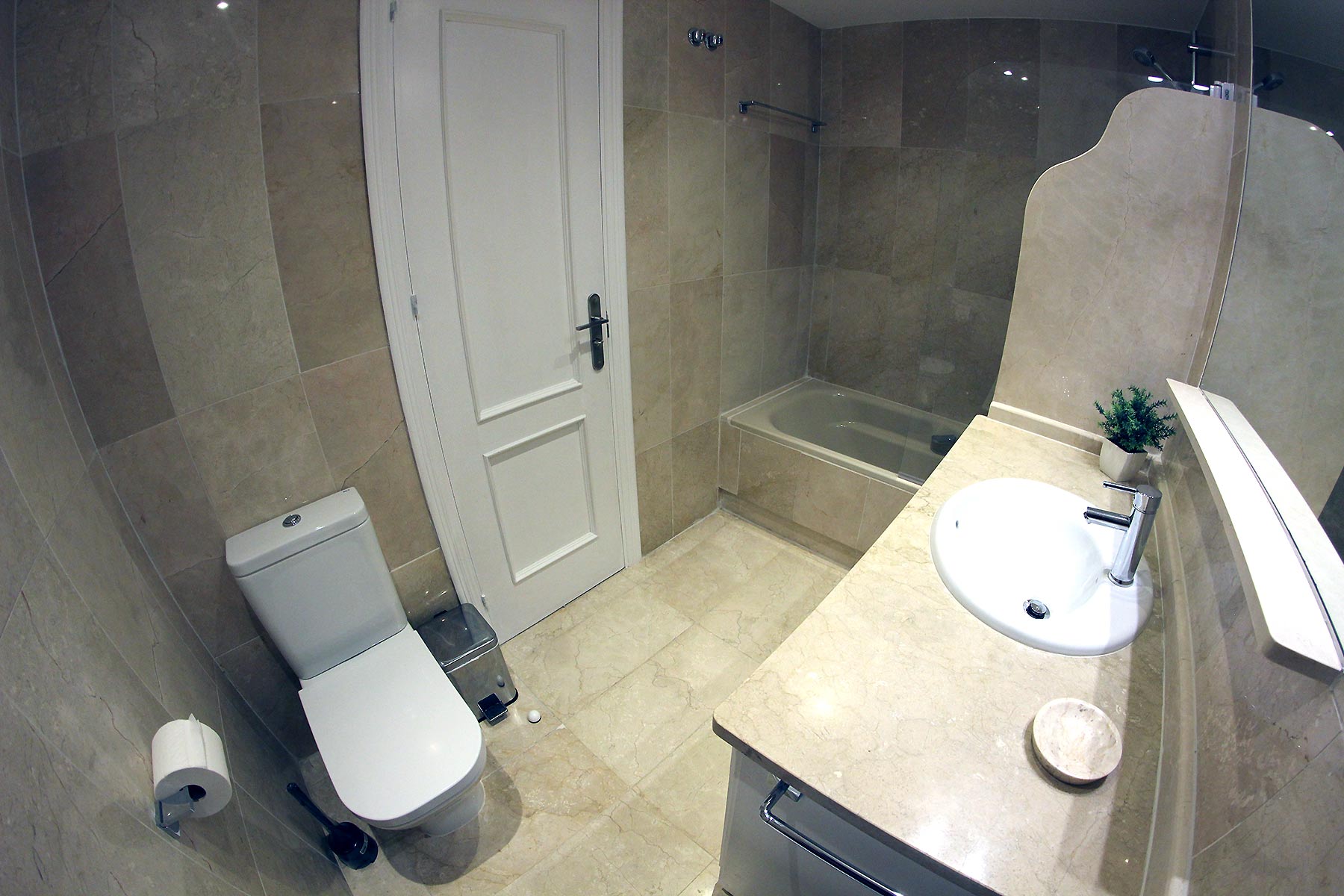 Alquiler apartamentos Estepona Cuarto de baño ensuite