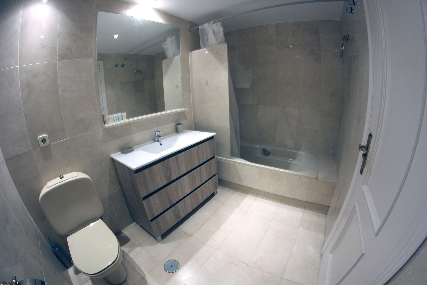 Alquiler apartamentos Estepona Dormitorio 2 camas simples