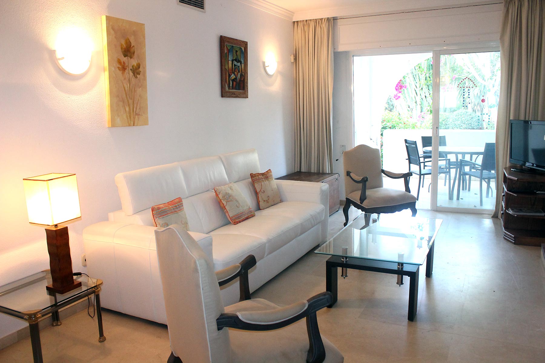 Holiday apartments Estepona Lounge / dining area