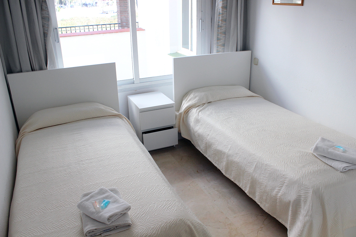 Location bord de mer Estepona Chambre deux lits simples 
