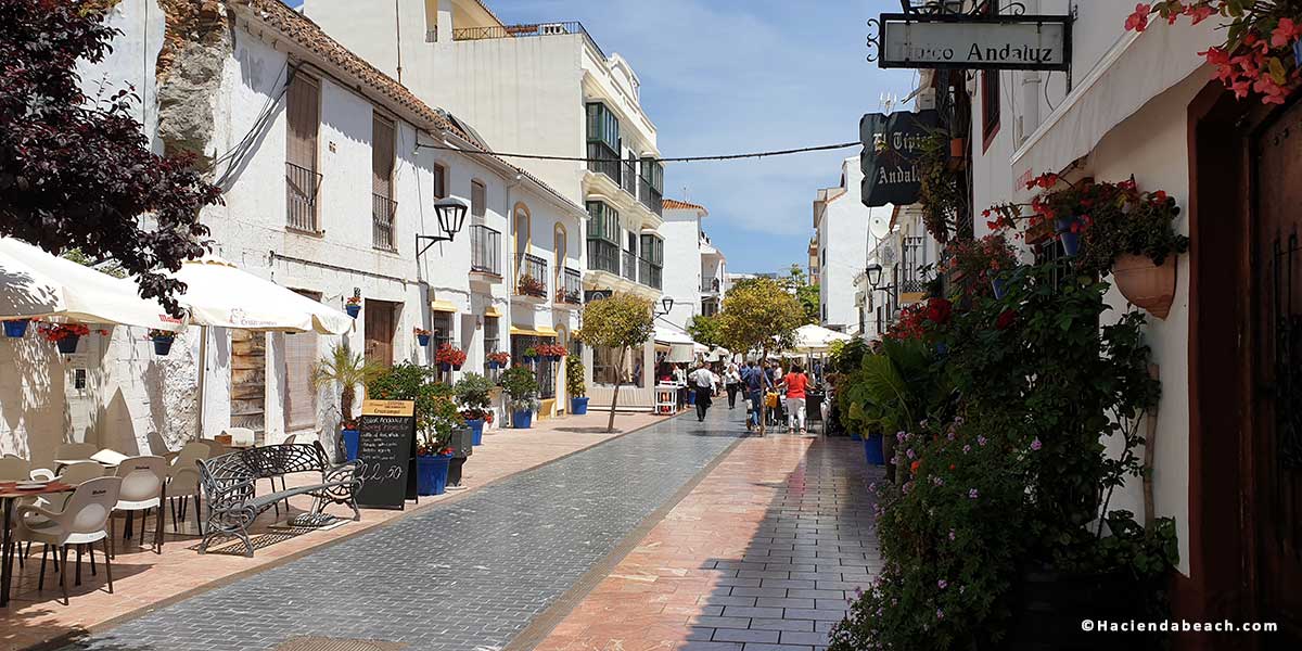 La Calle Caridad Estepona